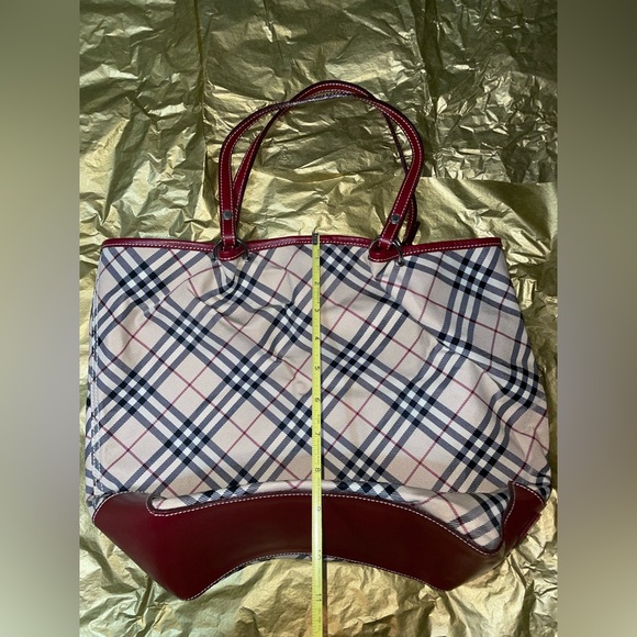 Burberry Beige Check Nova ✨EXCELLENT condition✨ - Picture 2 of 10